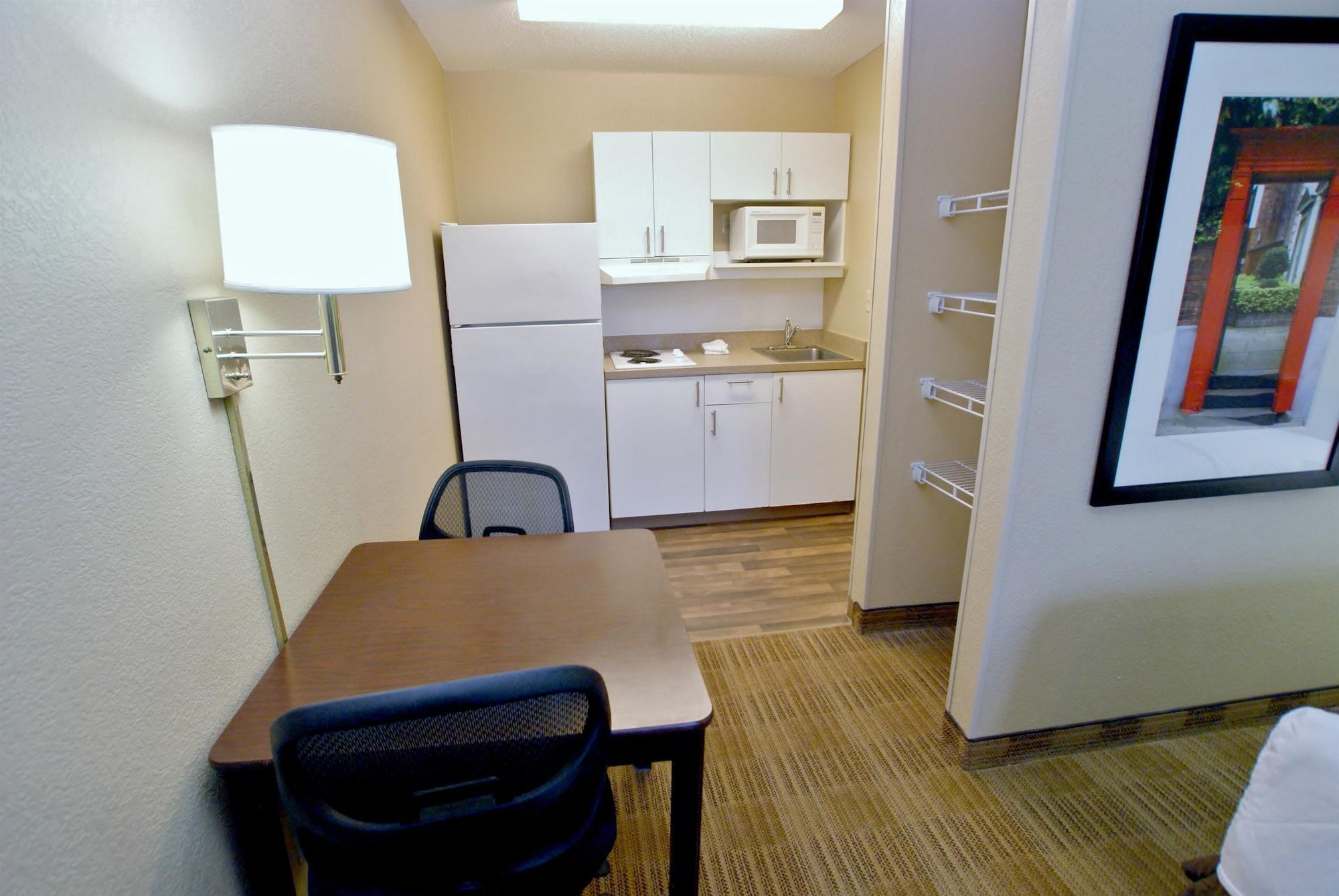 Extended America - Nashville - - South Brentwood